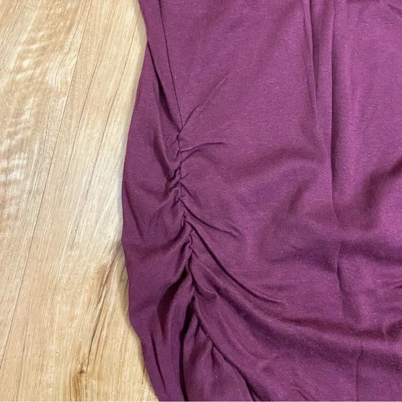 Isabel Maternity Short Sleeve Crew Neck Maternity T-Shirt Bundle Size S, Shirred - Picture 3 of 7